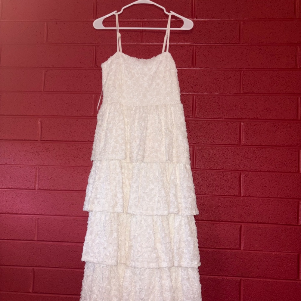 Lena Floral Lace Tiered Midi Dress
